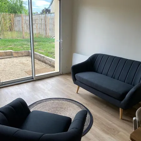 Charming House In בית נופש